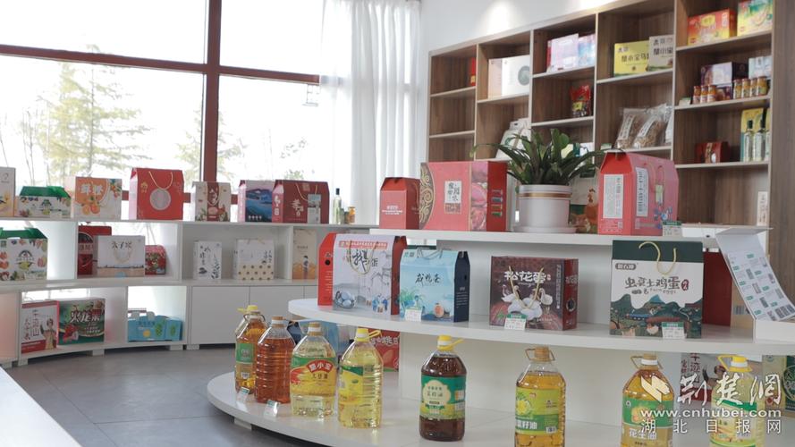青年创业先锋丨周潇让农产品借网出圈